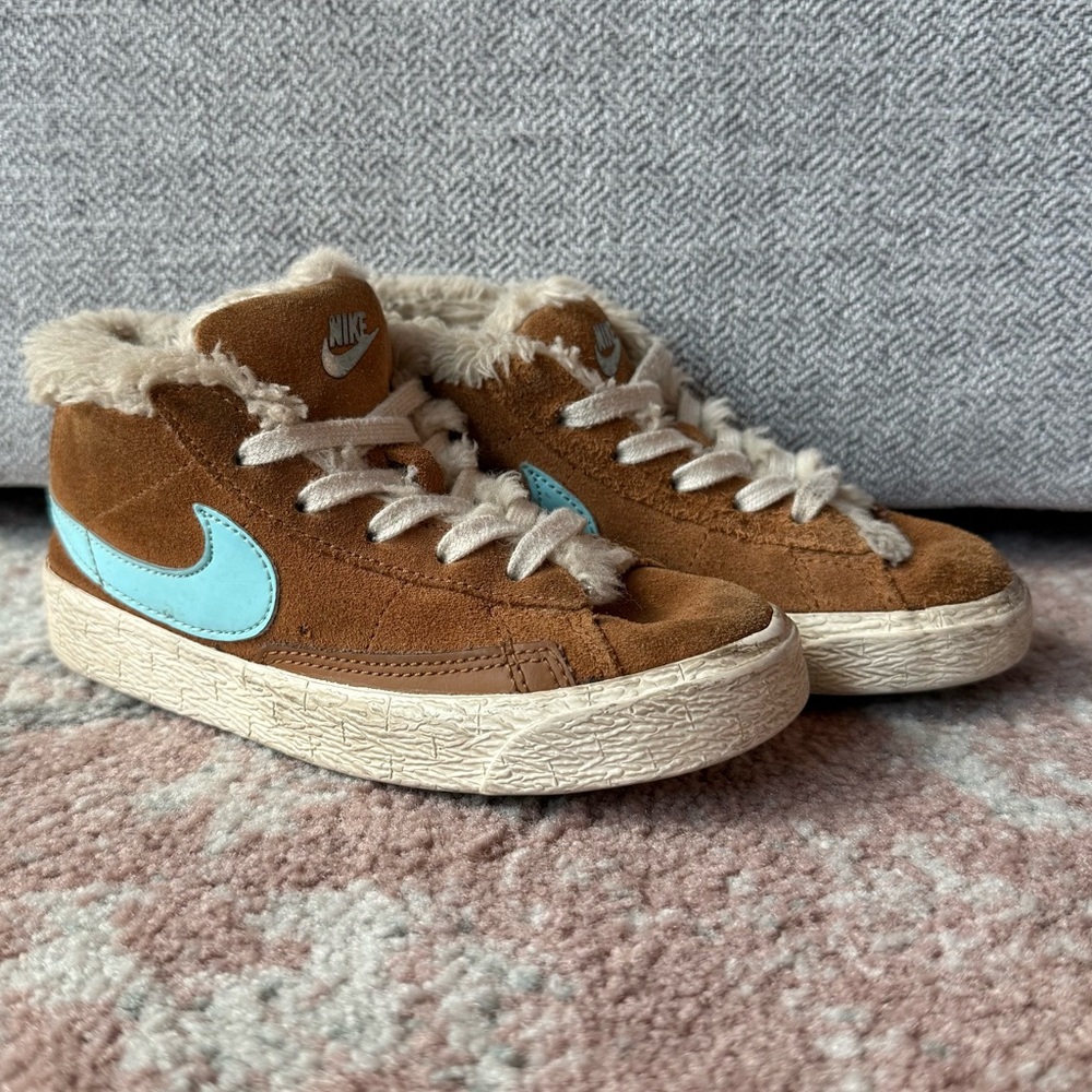 Nike Blazer Mid 77 Suede Faux Fur Lined Mid Rise Sneakers, Toddler Size 10